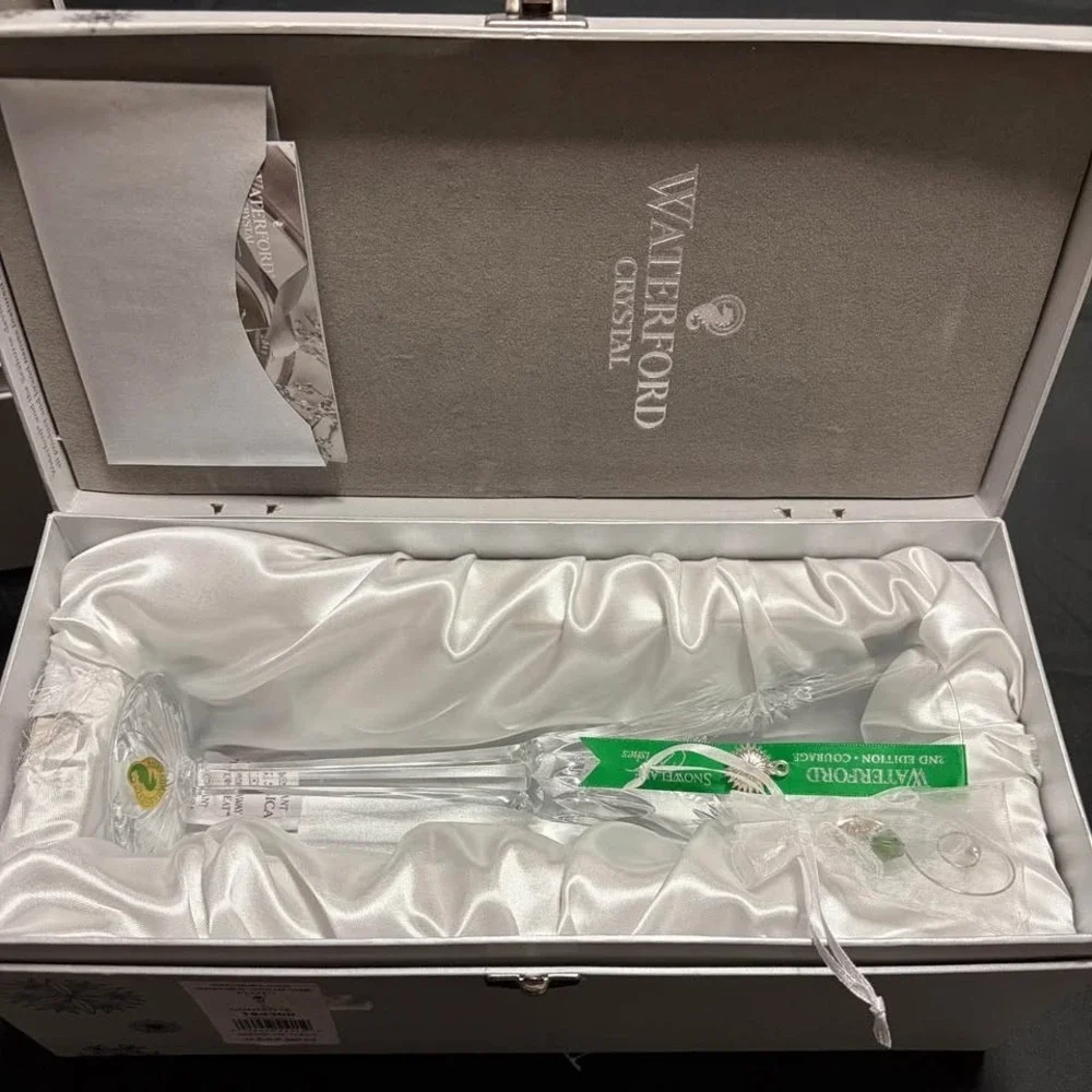 Waterford Snowflake Wishes Courage Crystal Champagne Flutes Pair Unused w/ Box